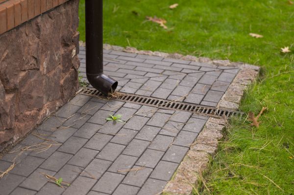 Cost of Gutter Drain Maintenance in Encinitas
